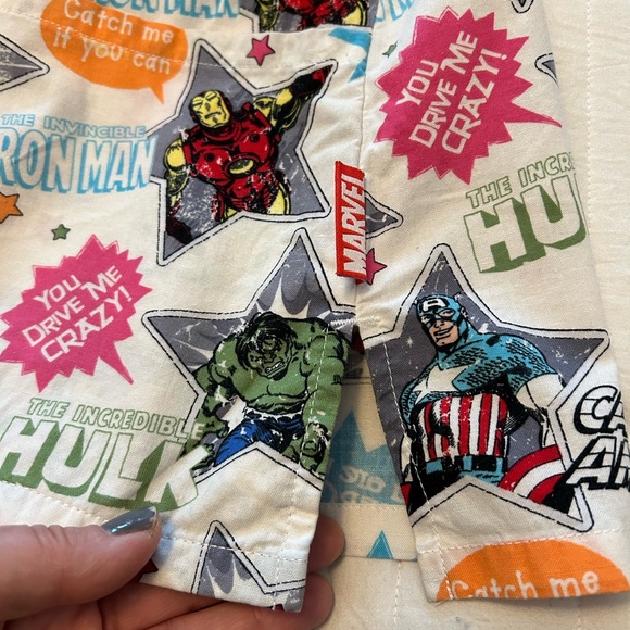 Marvel V-Neck Scrub Top, Thor, Spiderman, Hulk, Captain America Size XL - Picture 8 of 14